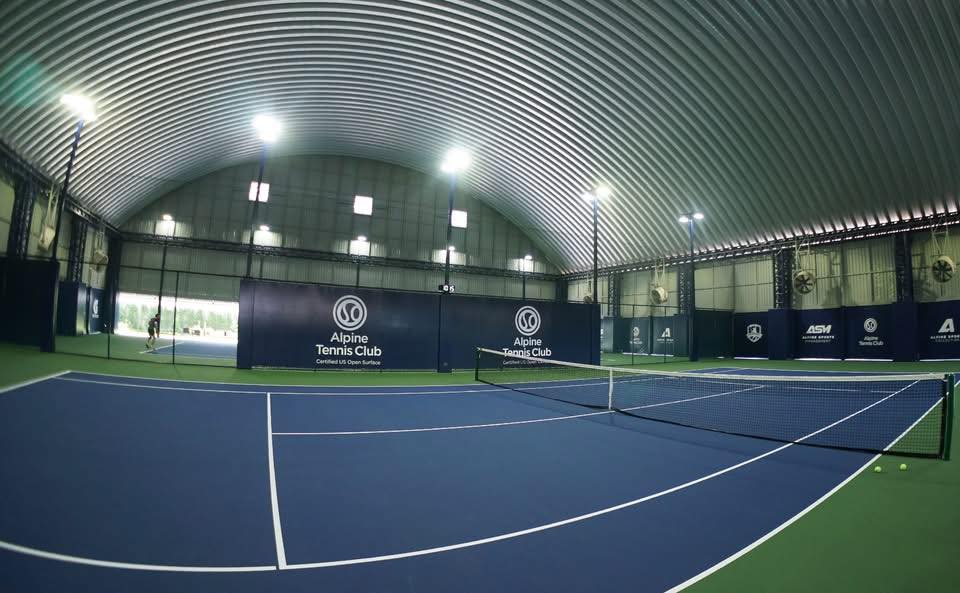 Alpine Tennis